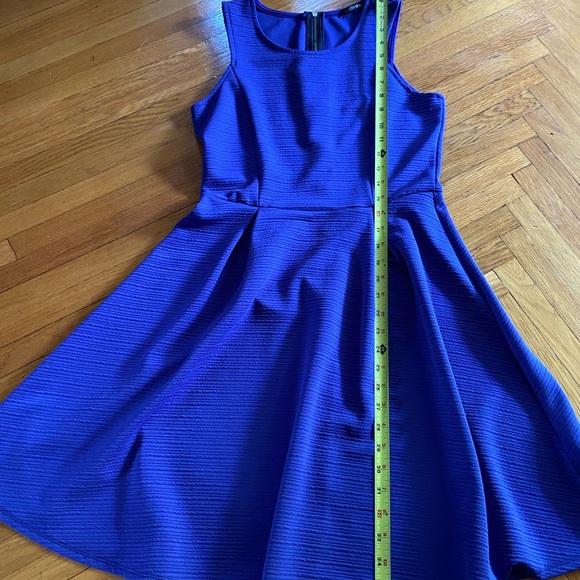 EUC Papermoon dress - Picture 6 of 7